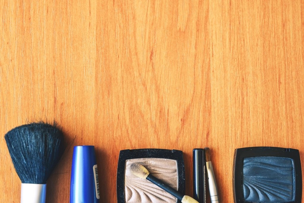 Essential Makeup Pack
