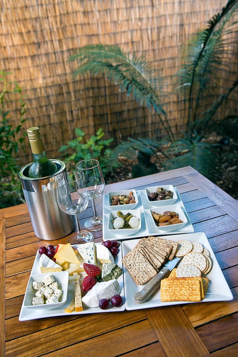 Picnic with Wine for Two